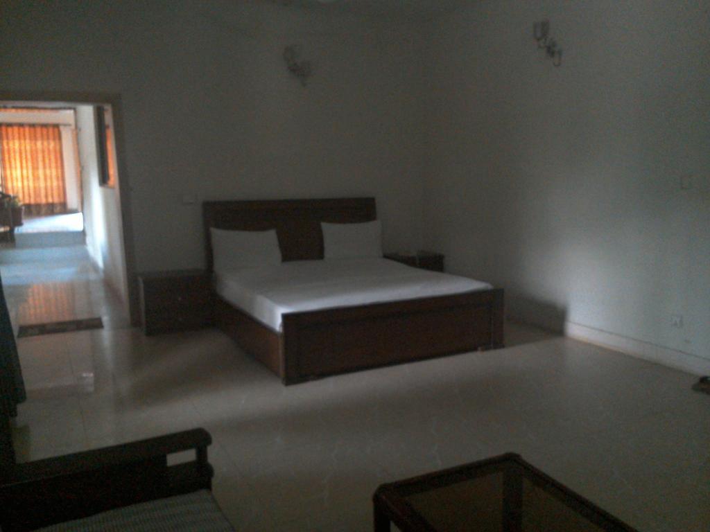 Pyramid International Guest House Islamabad Extérieur photo