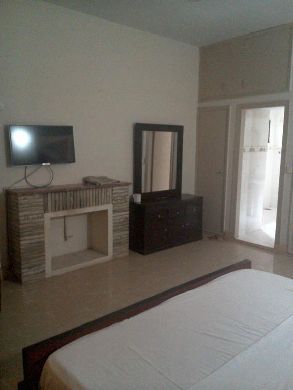 Pyramid International Guest House Islamabad Extérieur photo